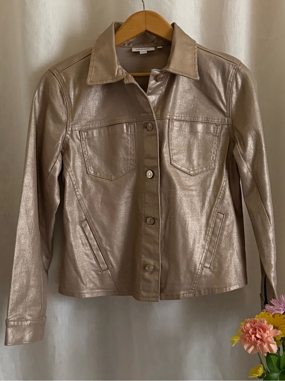 NWOT Chico’s Metallic Gold Denim Jacket 1 M Champagne Stretch Jean Shimmer